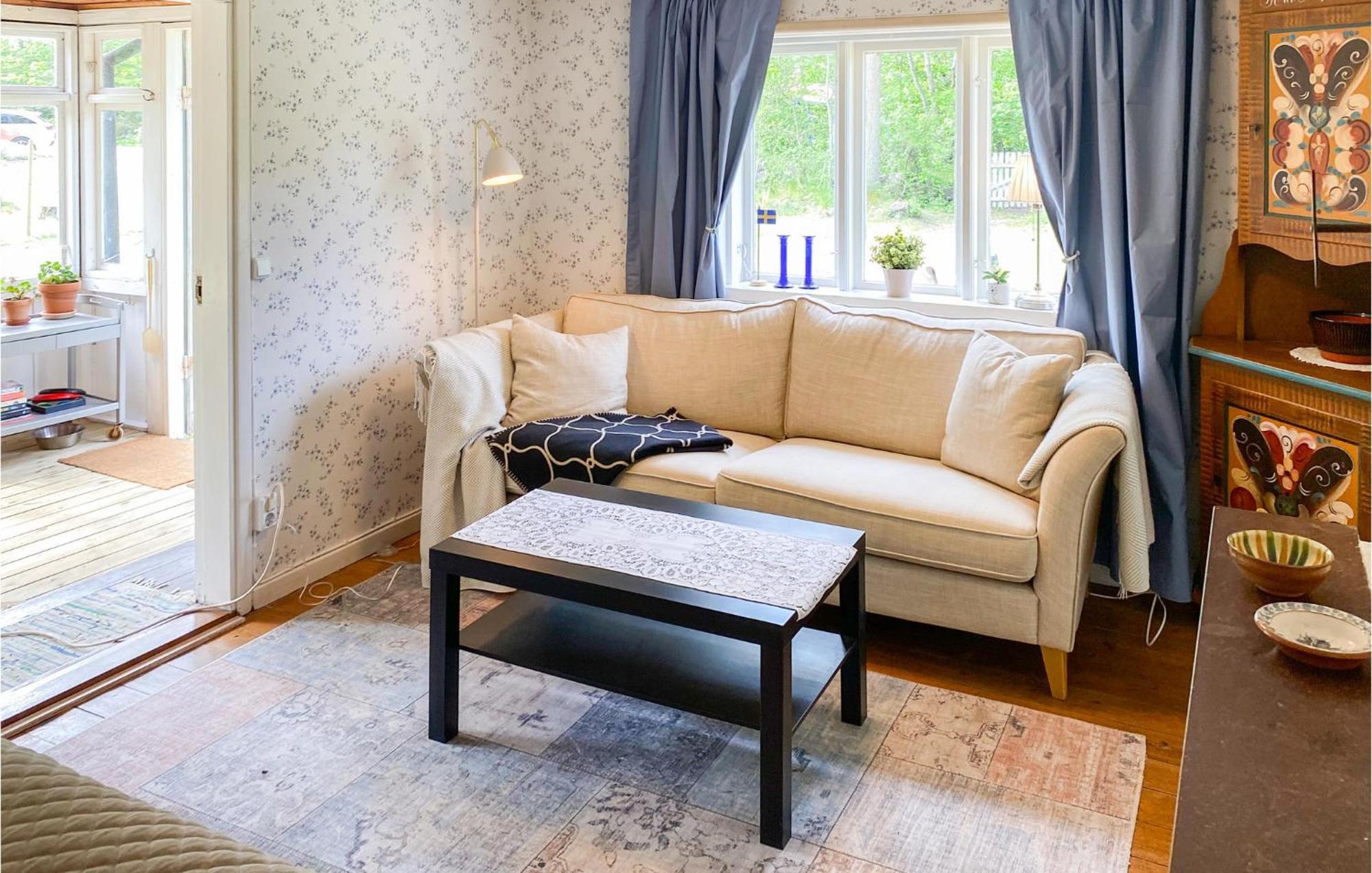 Amazing Home In Faerjestaden With Kitchen ภายนอก รูปภาพ